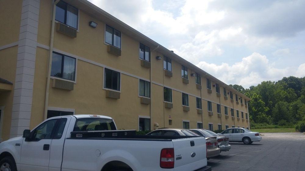 Super 8 By Wyndham Chattanooga Lookout Mountain Tn Exterior photo